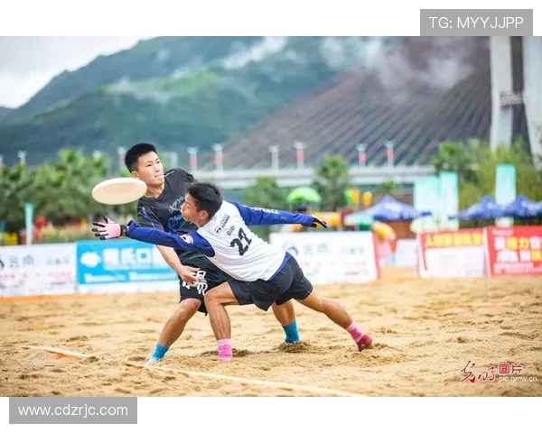 重庆飞盘队在世界滑板锦标赛中以52分稳居积分榜首位